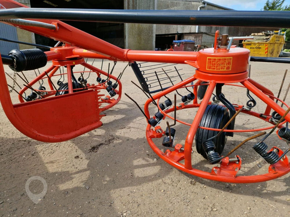 KUHN HAYBOB 300