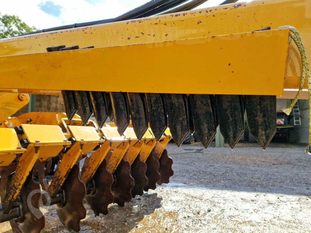 KNIGHT FARM MACHINERY XACT - 2008