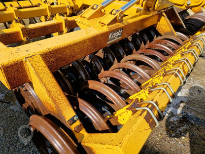 KNIGHT FARM MACHINERY XACT - 2008