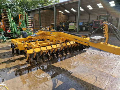KNIGHT FARM MACHINERY XACT - 2008