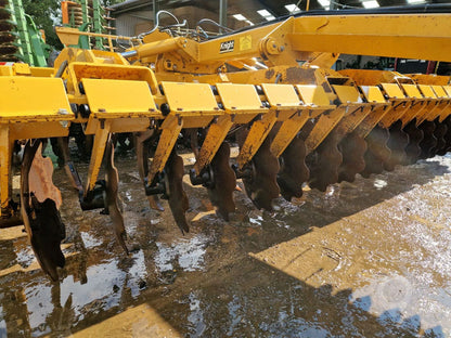 KNIGHT FARM MACHINERY XACT - 2008