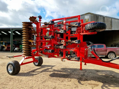 HE-VA TRIPLE-TILLER - 2011