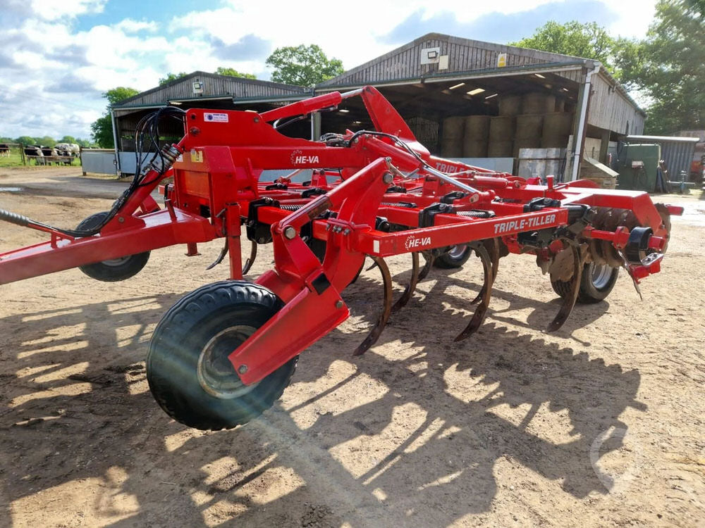 HE-VA TRIPLE-TILLER - 2011