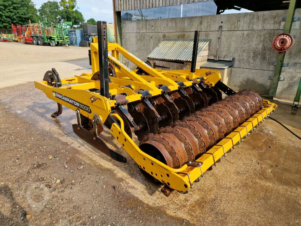 MCCONNEL DISCAERATOR 3000 - 2011
