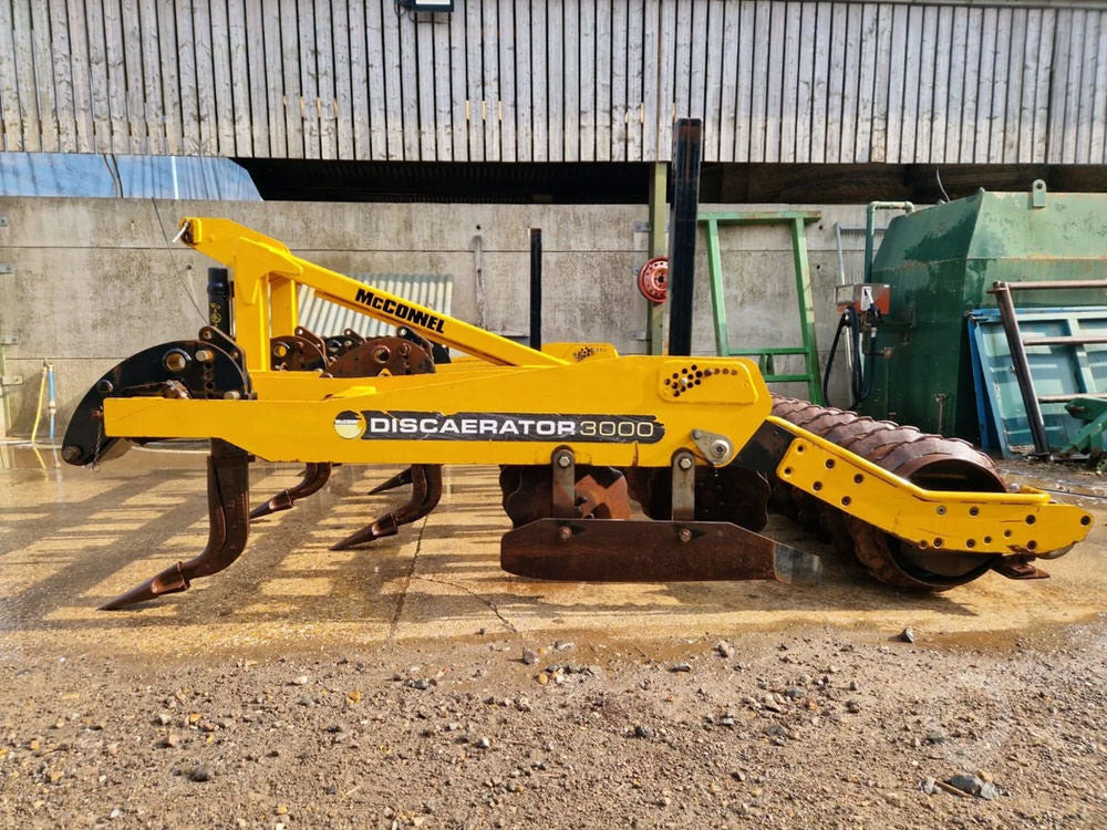 MCCONNEL DISCAERATOR 3000 - 2011