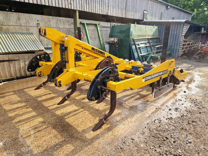 MCCONNEL DISCAERATOR 3000 - 2011