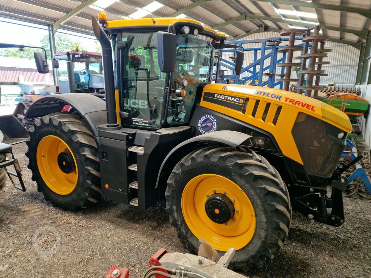 JCB FASTRAC 8330 - 2020