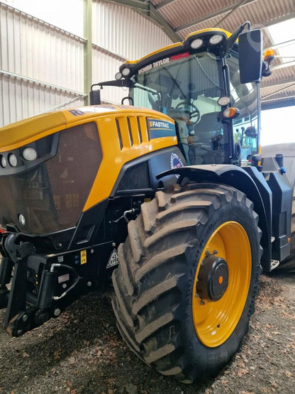 JCB FASTRAC 8330 - 2020