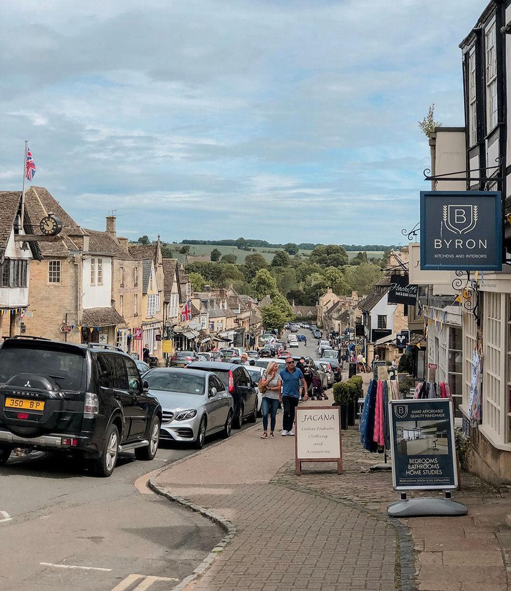 The Farmer's Dog & Burford – A Cotswolds Day Trip - Saturday 17th April 2027