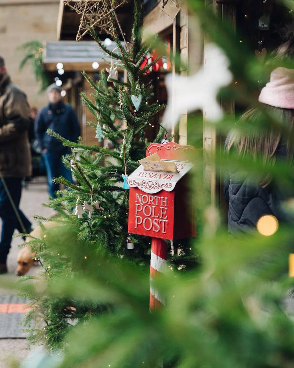 Chatsworth House & Christmas Market - Monday 30th November 2026