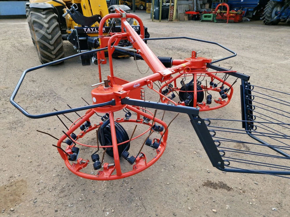 KUHN HAYBOB 300