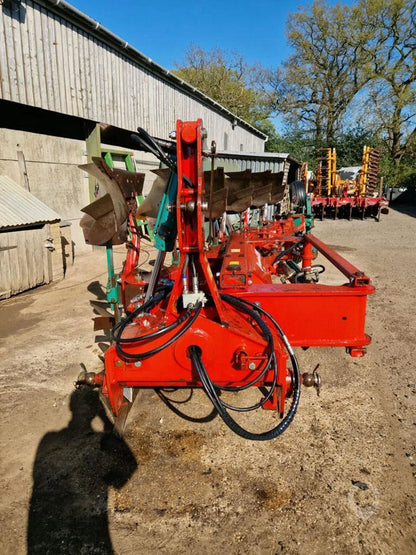 KVERNELAND LO300-85