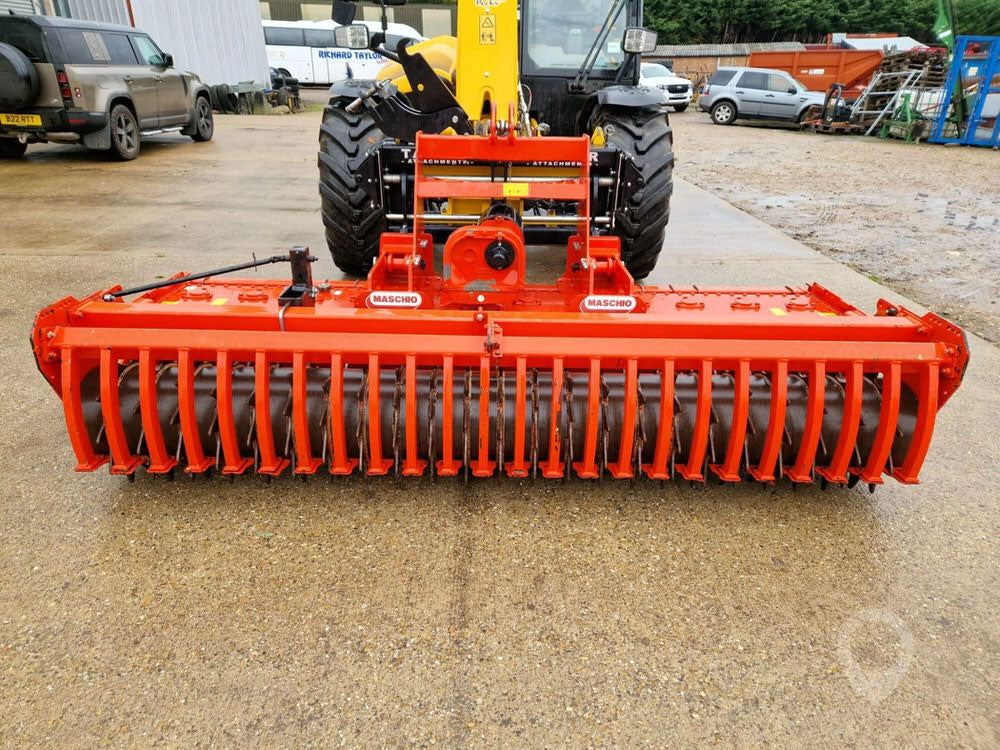 MASCHIO TERREMOTO 300