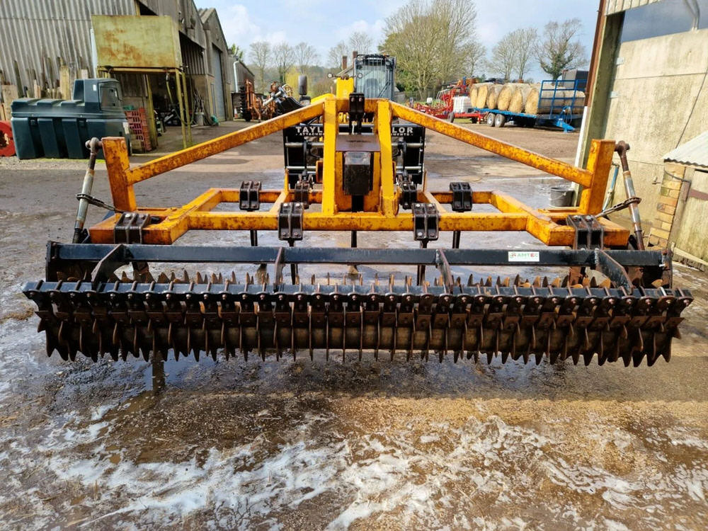 MCCONNEL SHAKAERATOR 3000