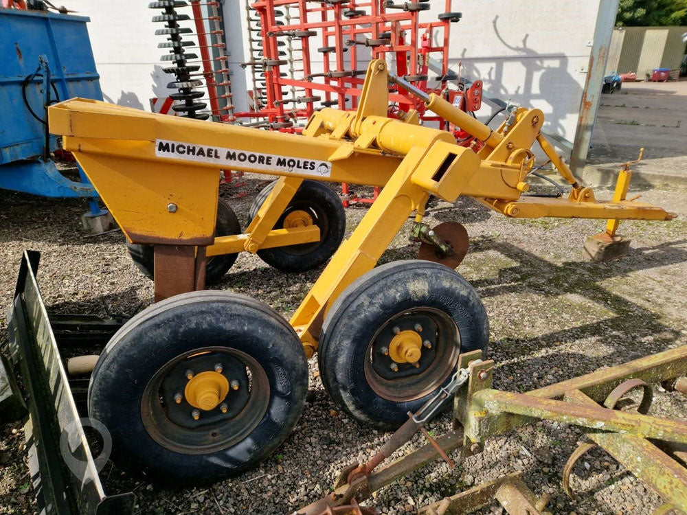 MICHAEL MOORE MK2