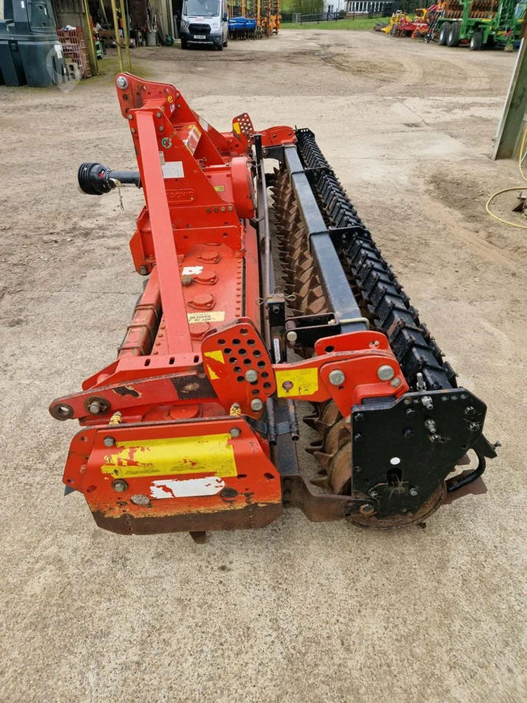 MASCHIO TERREMOTO 400 - 2008