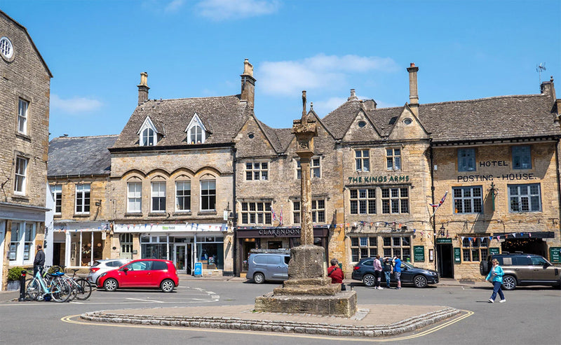 Stow-on-the-Wold & The Farmers Dog – Thursday 9th April 2026